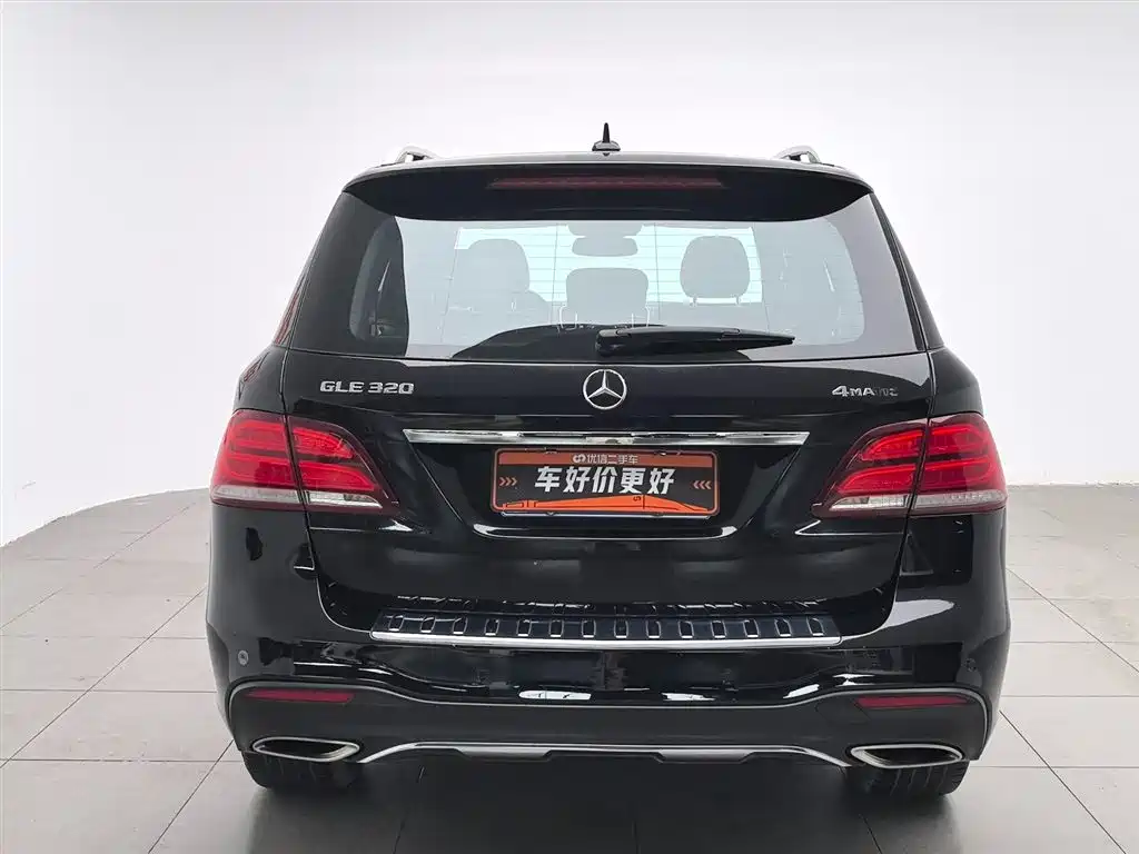 Mercedes-Benz GLE 2018 GLE 320 4MATIC Dynamic Ultimate Edition фото 3