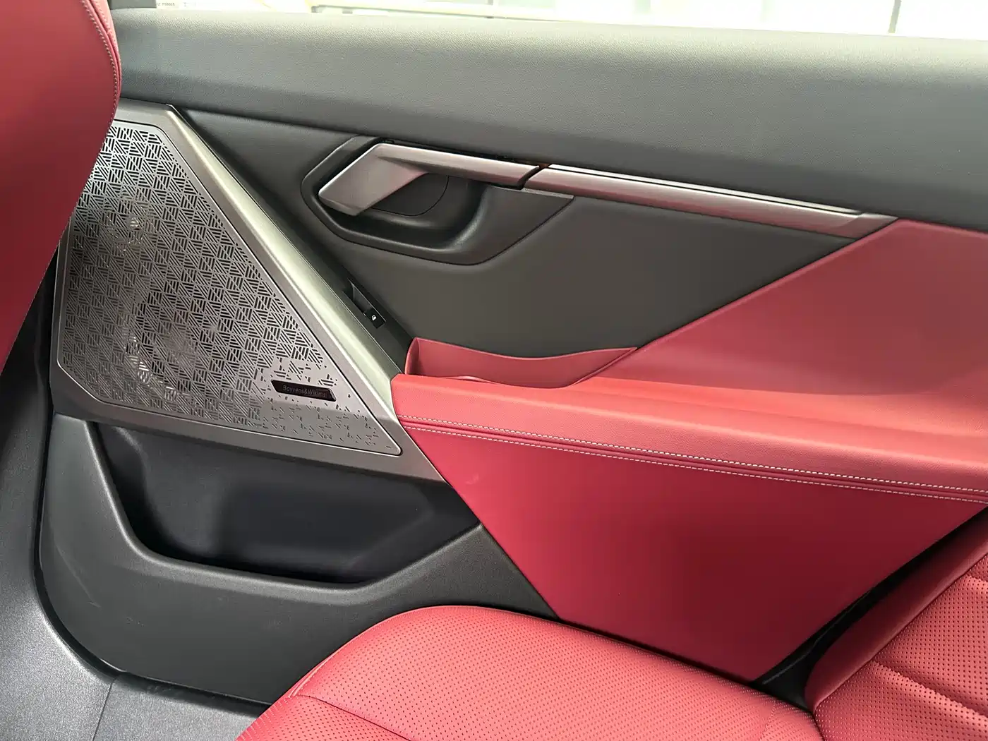 BMW 5 Series 2024 525Li M Sport Package фото 16