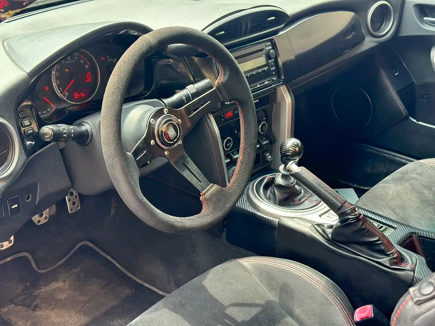 Subaru BRZ 2015 2.0i Manual фото 5