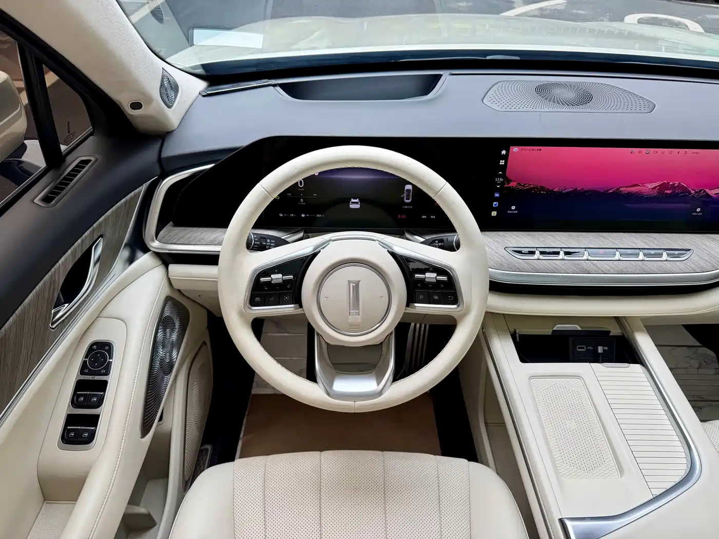 WEI PAI WEI BRAND BLUE MOUNTAIN