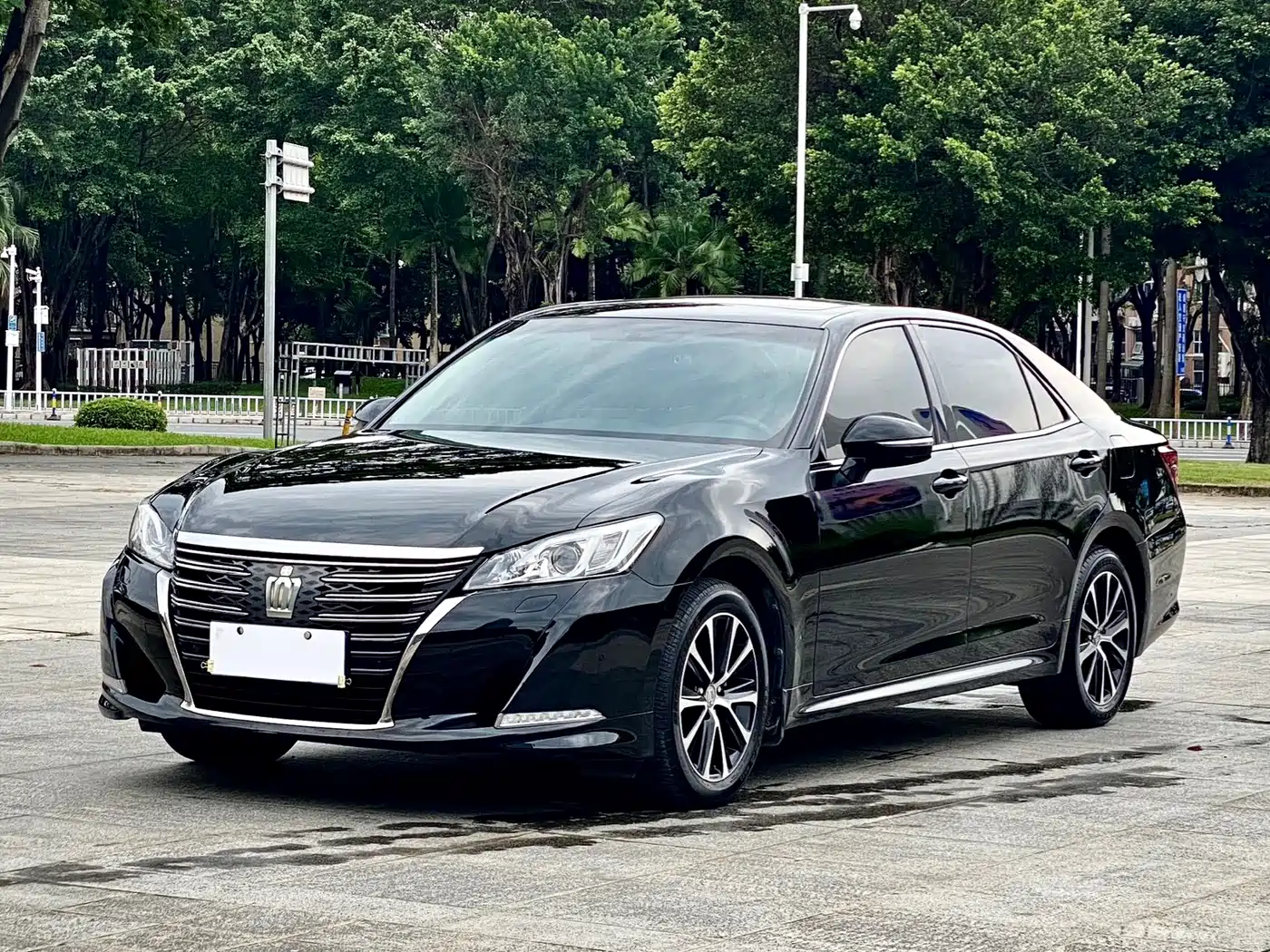 Toyota Crown 2018 2.0T Fashion Edition