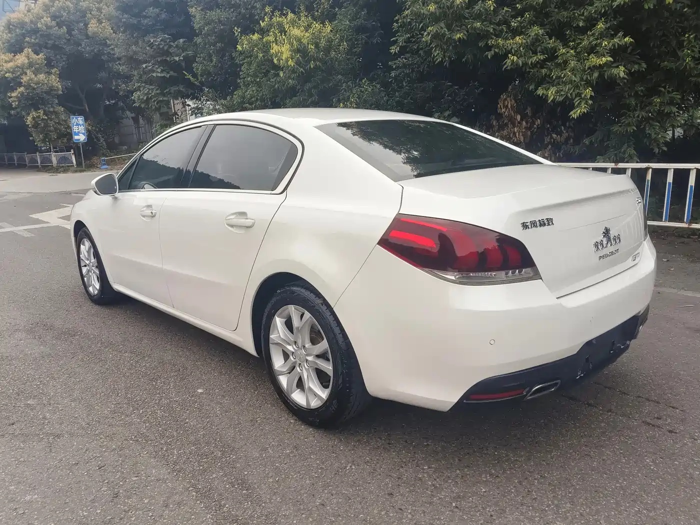 Peugeot 508 2015 1.6THP Auto Excellence Edition фото 7