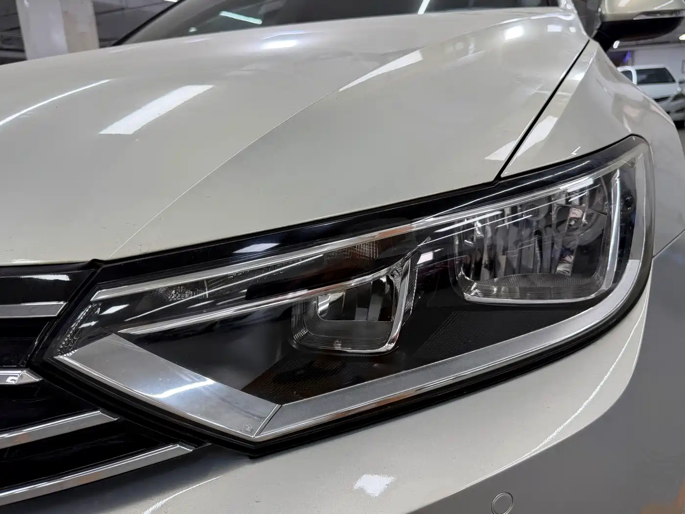 Volkswagen Magotan 2017 330TSI DSG Leading фото 14
