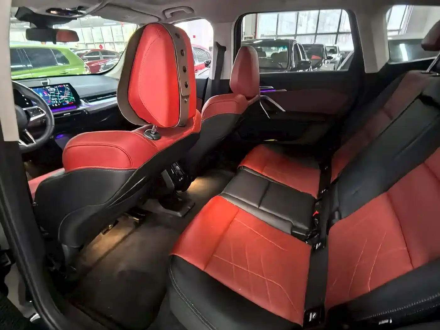 BMW iX1 2023 eDrive25L M Sport Package фото 7
