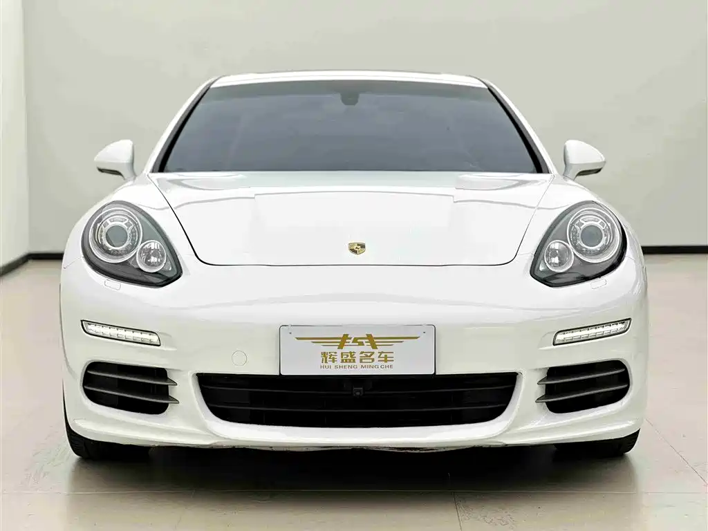 Porsche Panamera 2016 Panamera 4 Edition 3.0T фото 2