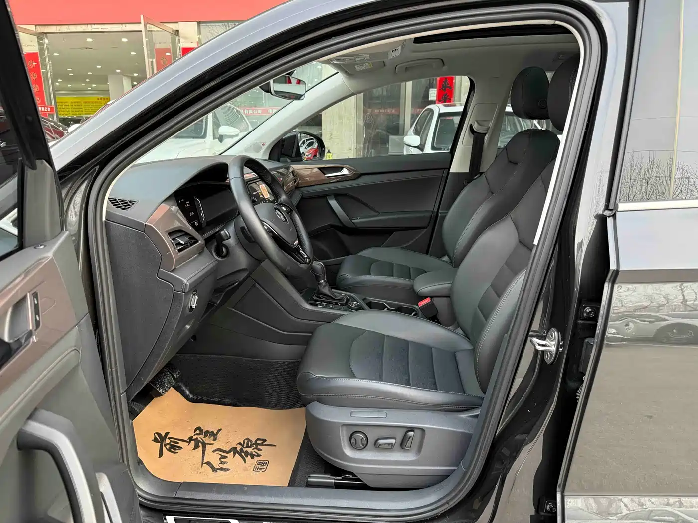 Volkswagen Tharu 2019 Model 330TSI 4WD Flagship Edition China VI фото 14