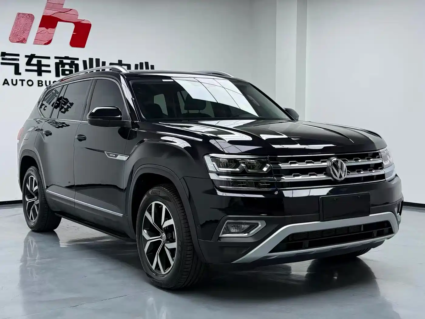 Volkswagen Teramont 2020 380TSI 4WD Luxury Edition China VI фото 2