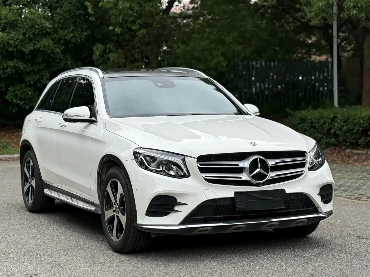 Mercedes-Benz GLC 2018 GLC 260 4MATIC Luxury фото 3