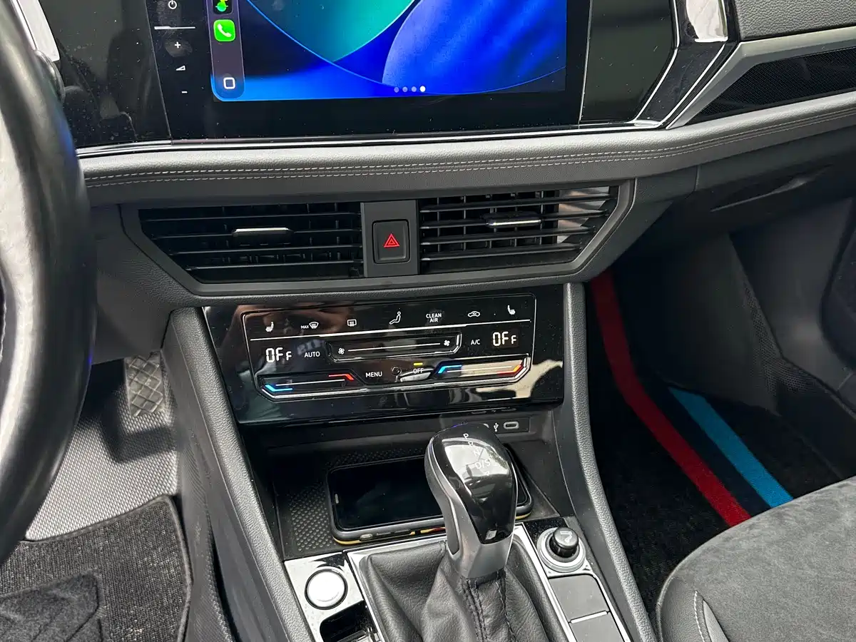 Volkswagen Sagitar 2021 280TSI DSG Luxury Smart Connect фото 16