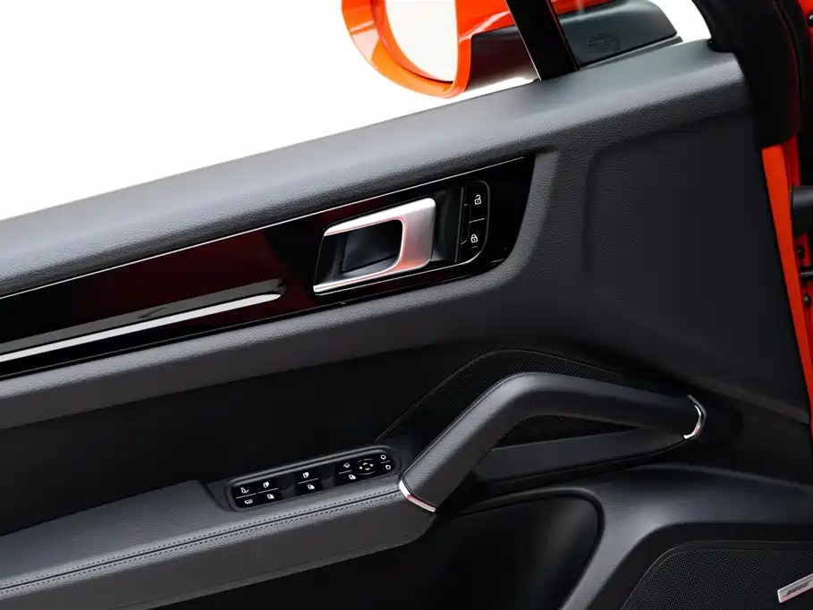 Porsche Cayenne New Energy 2021 Cayenne E-Hybrid 2.0T фото 17