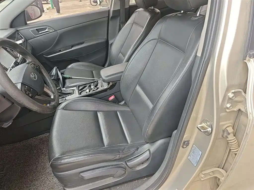 Hyundai Mistra 2014 1.8L Auto Smart GLS фото 15