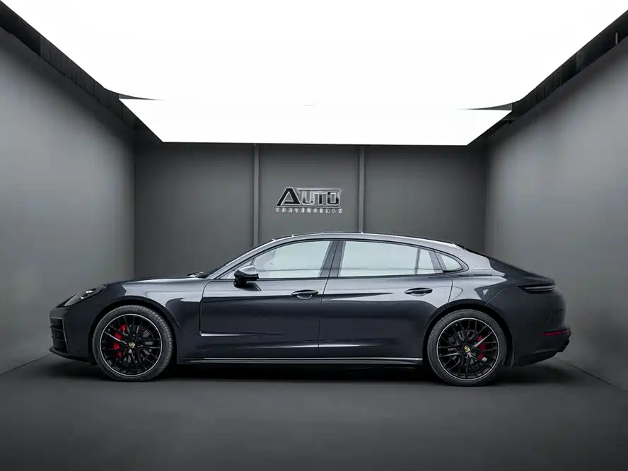 Porsche Panamera 2024 Panamera 4 Executive Long Wheelbase 2.9T фото 3