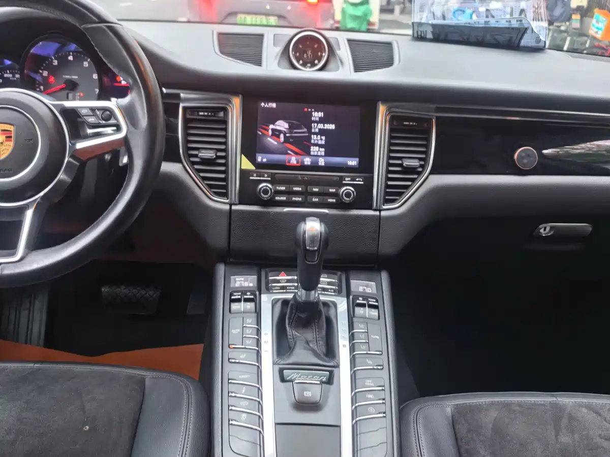 Porsche Macan 2017 Macan S 3.0T фото 9