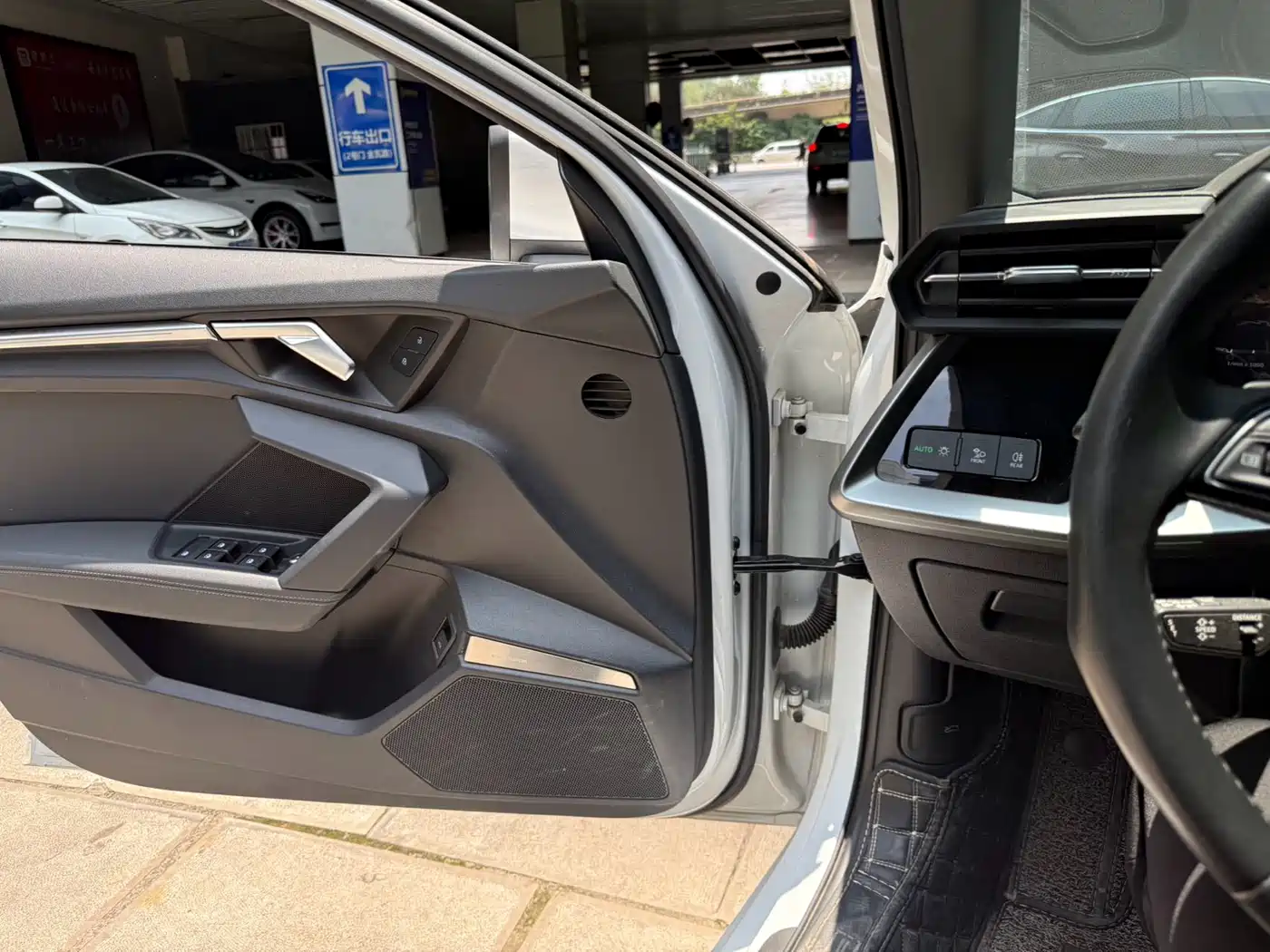 Audi A3 2021 A3L Limousine 35 TFSI Luxury Elegance фото 7