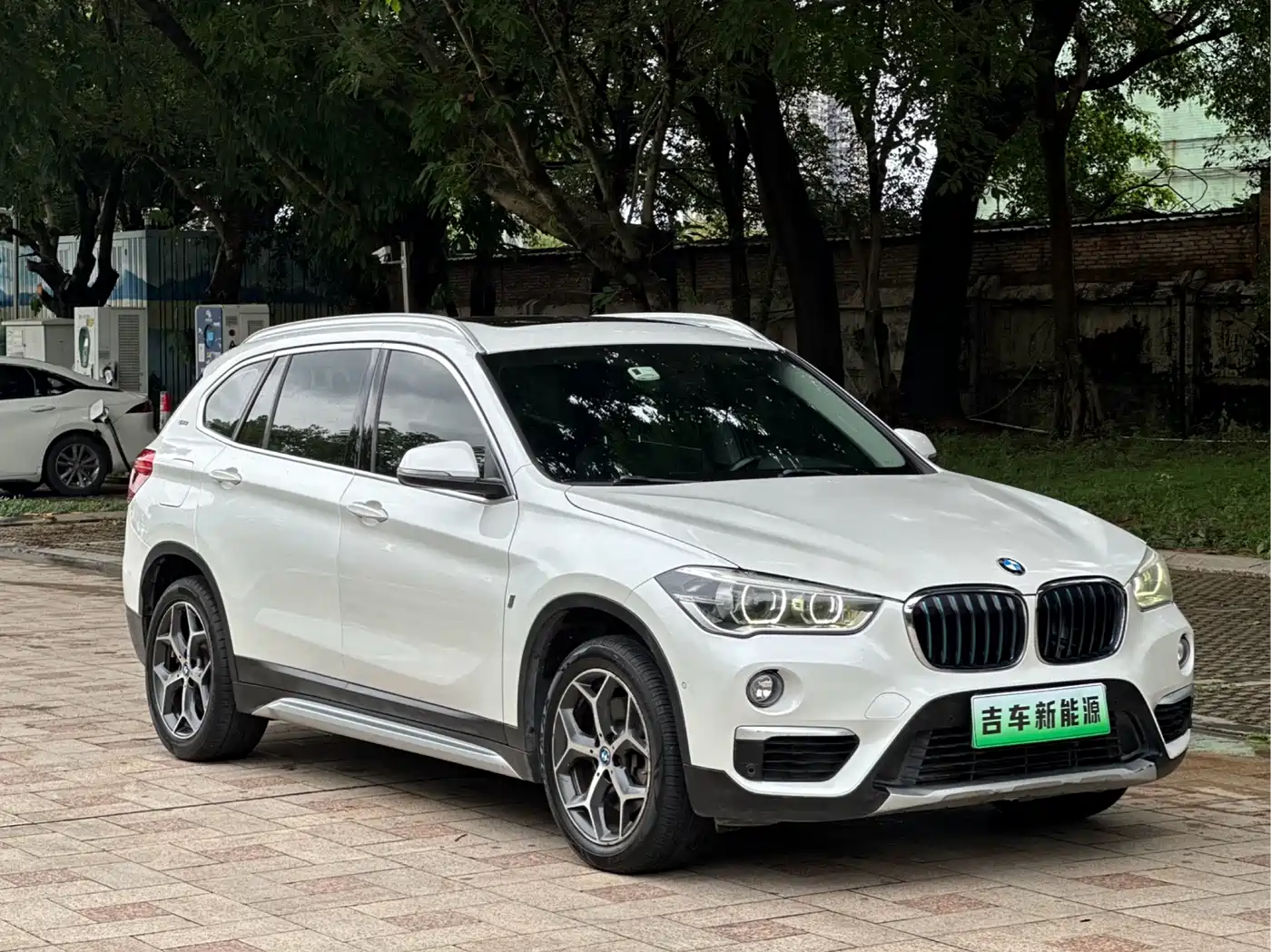 BMW X1 New Energy 2018 2018 xDrive25Le Luxury Model