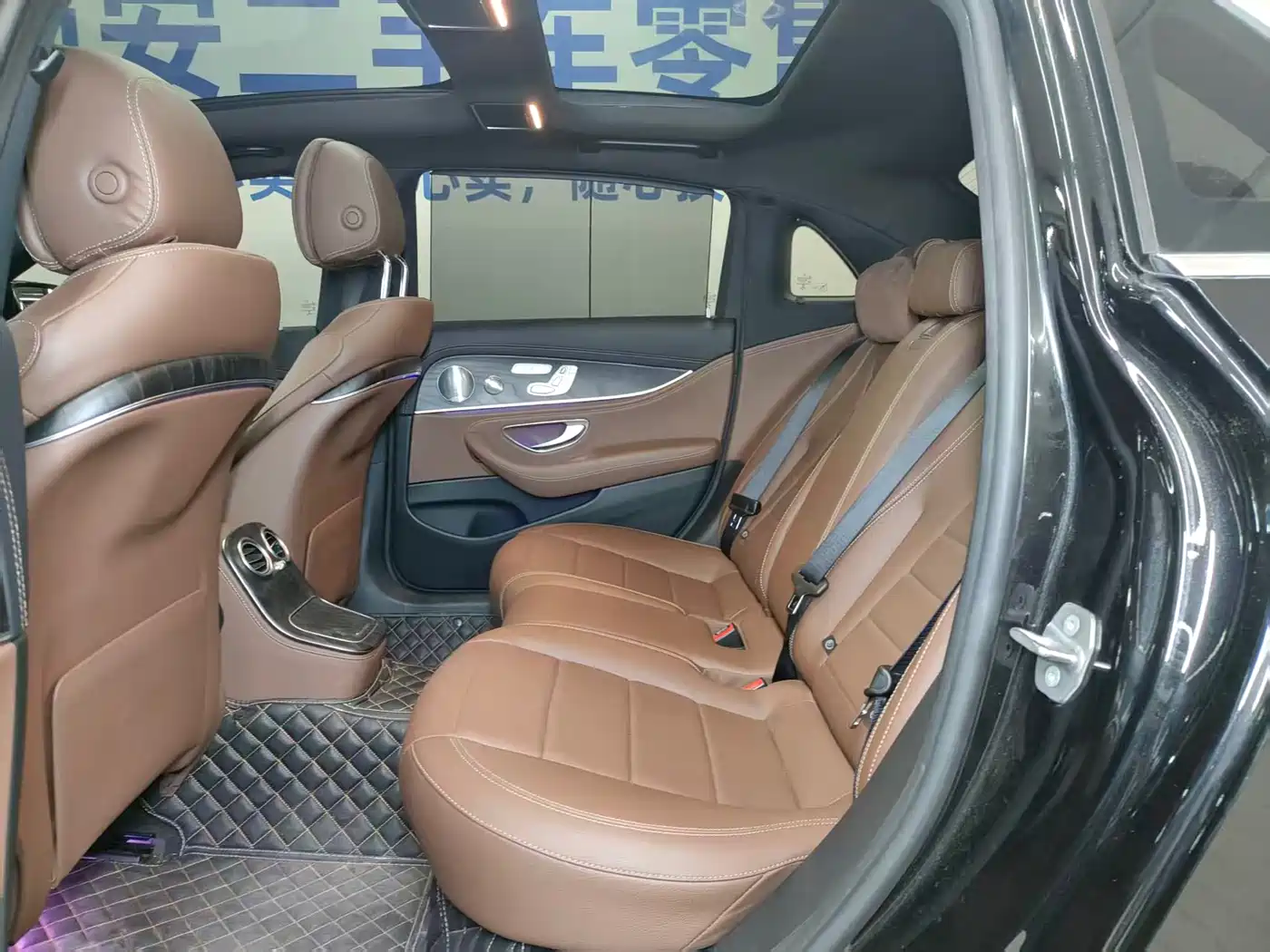 Mercedes-Benz E-Class 2021 E 300 L Sport Luxury Edition фото 8
