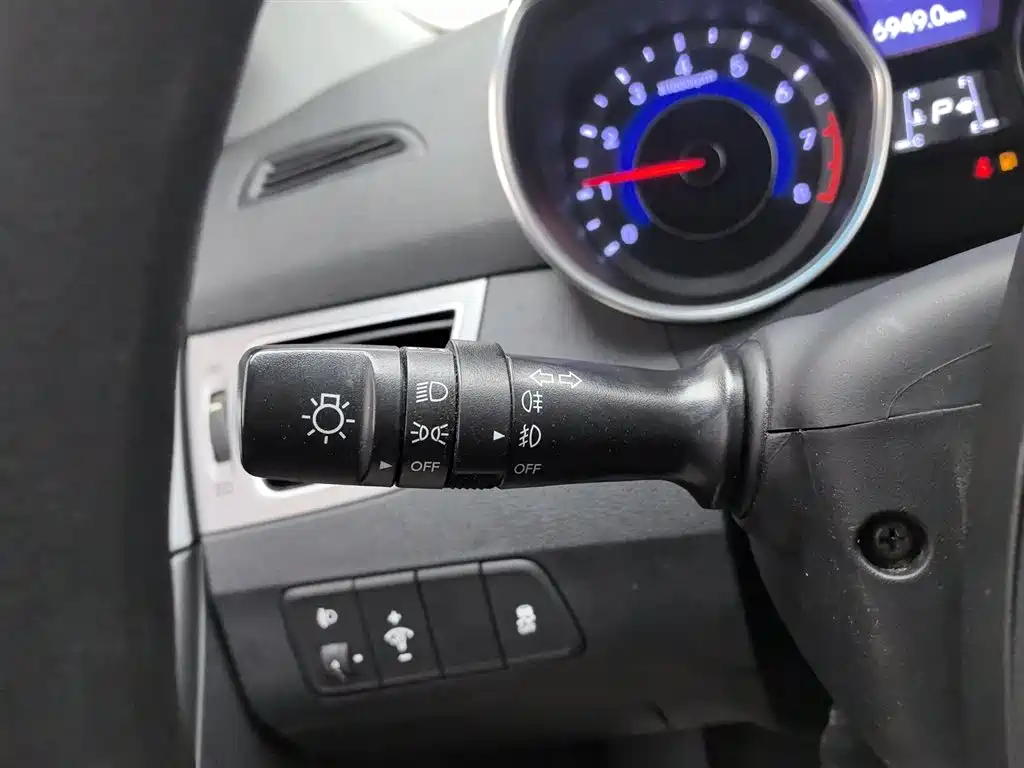 Hyundai Langdong 2016 1.6L Automatic Premium Edition фото 21