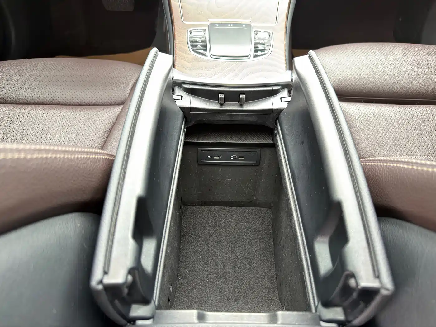 Mercedes-Benz GLC 2020 Facelift GLC 300 L 4MATIC Dynamic фото 24