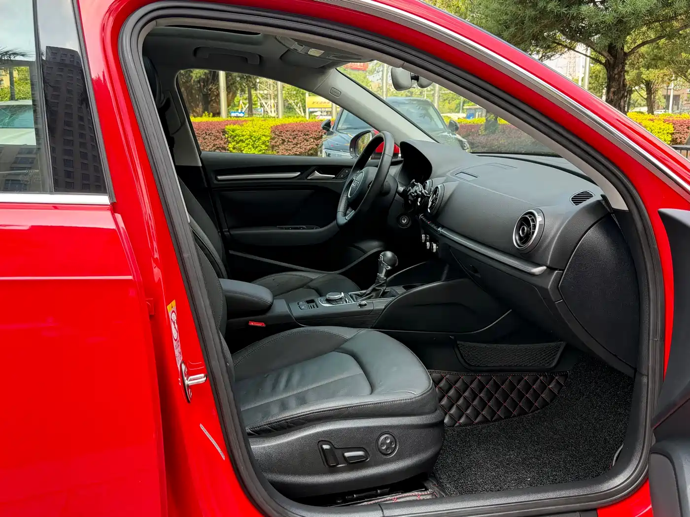 Audi A3 2015 Sportback 40 TFSI Automatic Comfort фото 11