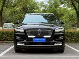 Photo 2 - Lincoln Aviator