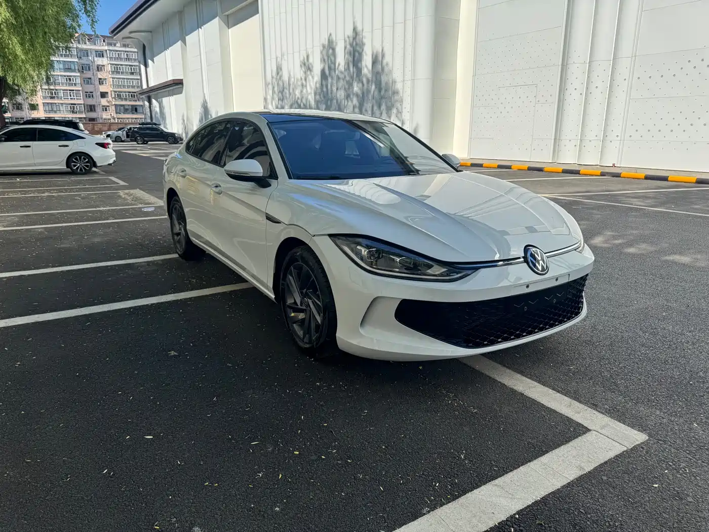 Volkswagen Lamando 2024 Lamando L 200TSI DSG Trendy Edition фото 3