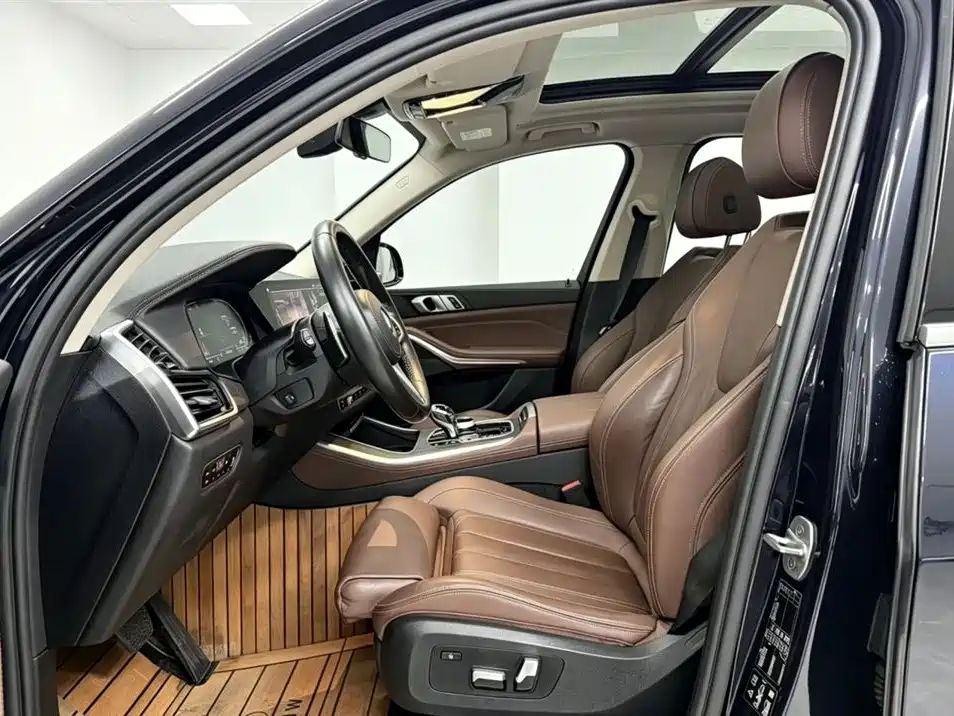 BMW X5 (Import) 2020 xDrive40i M Sport Package фото 4