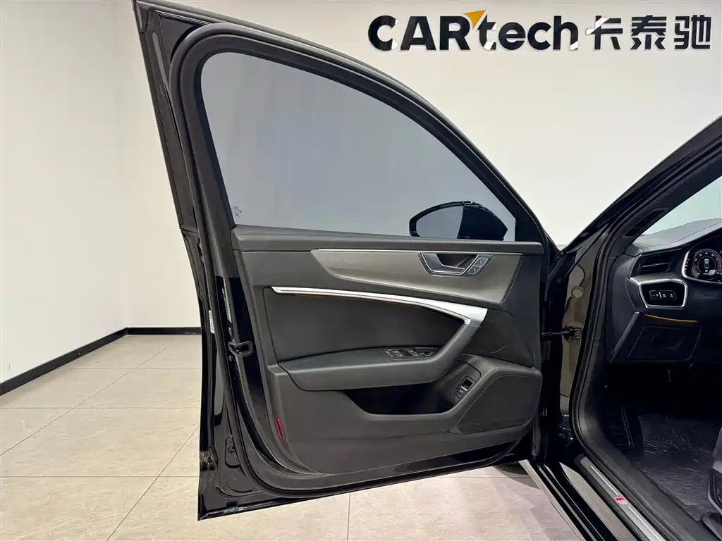 Audi A6L 2024 40 TFSI Luxury Dynamic фото 16