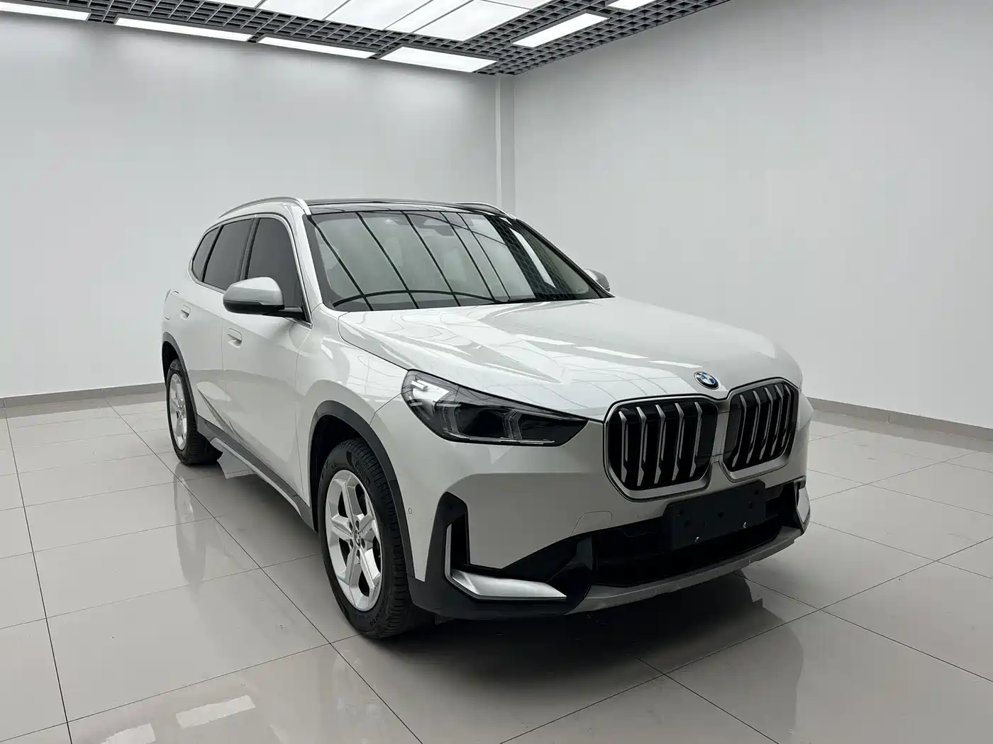 BMW X1 2023 sDrive20Li X Design Package фото 3