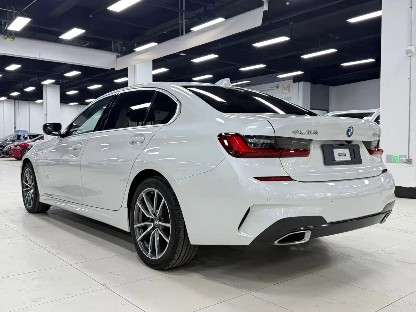 BMW 3 Series 2022 320Li M Sport Package фото 6