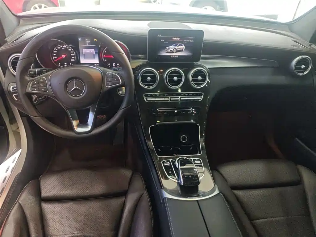Mercedes-Benz GLC 2016 GLC 260 4MATIC Luxury фото 6