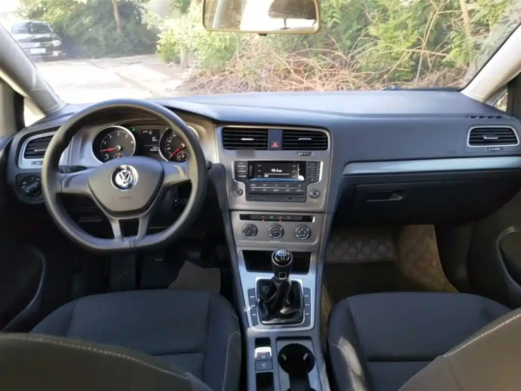 Volkswagen Golf 2016 1.6L Manual Fashion фото 10