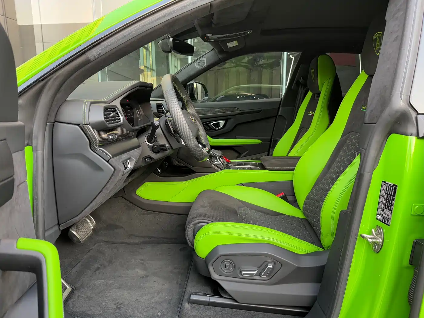 Lamborghini Urus 2021 4.0T V8 фото 4