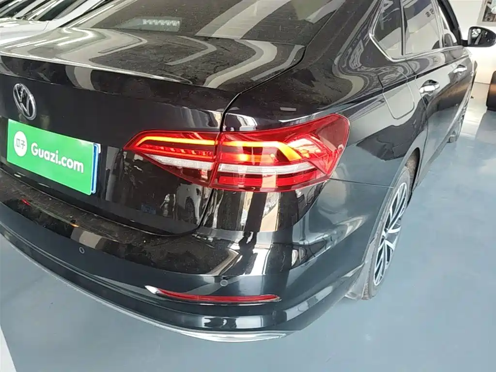 Volkswagen Lavida 2021 280TSI DSG Luxury Edition фото 8
