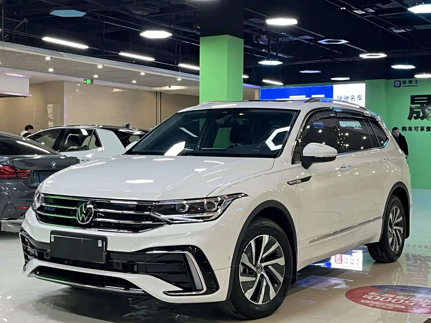 VOLKSWAGEN TIGUAN L NEW ENERGY