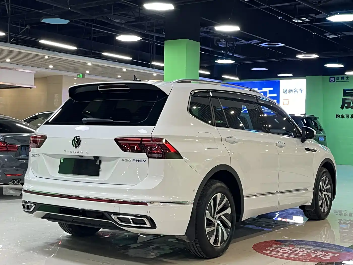 Volkswagen Tiguan L PHEV 2023 430PHEV Plug-in Hybrid Premium фото 23
