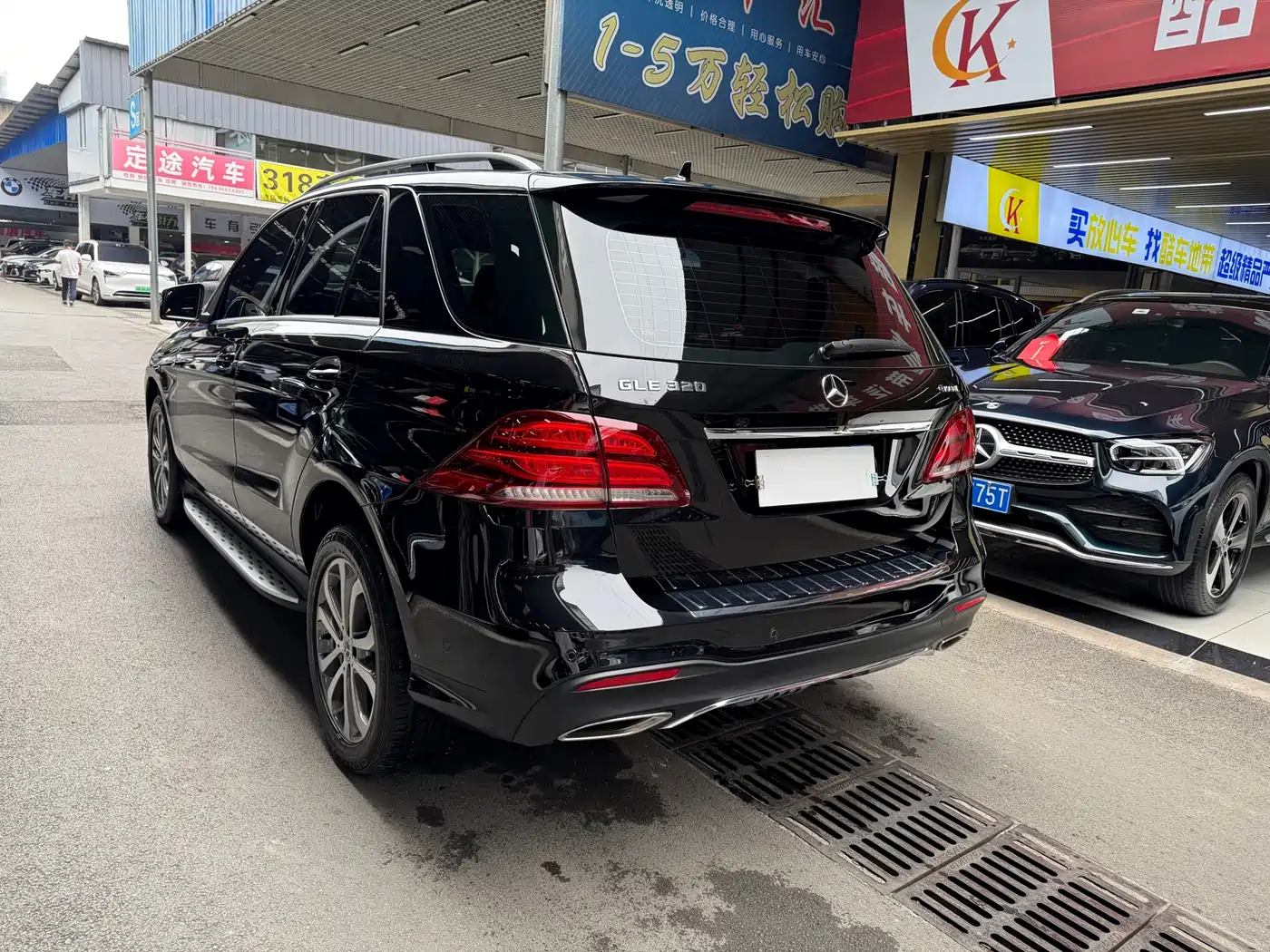 Mercedes-Benz GLE 2017 GLE 320 4MATIC Dynamic фото 6