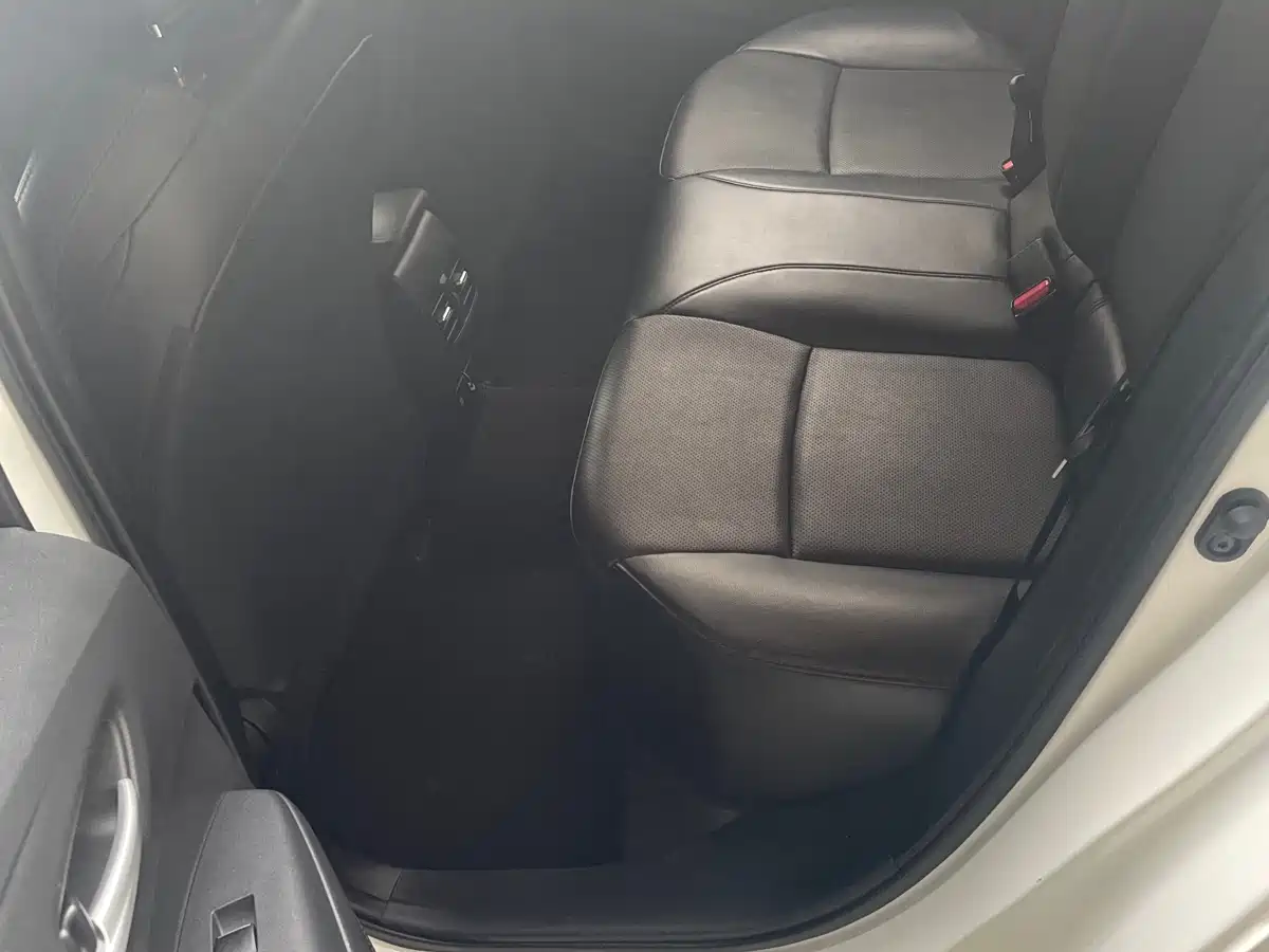 Toyota Levin 2022 185T CVT Sport Edition фото 12