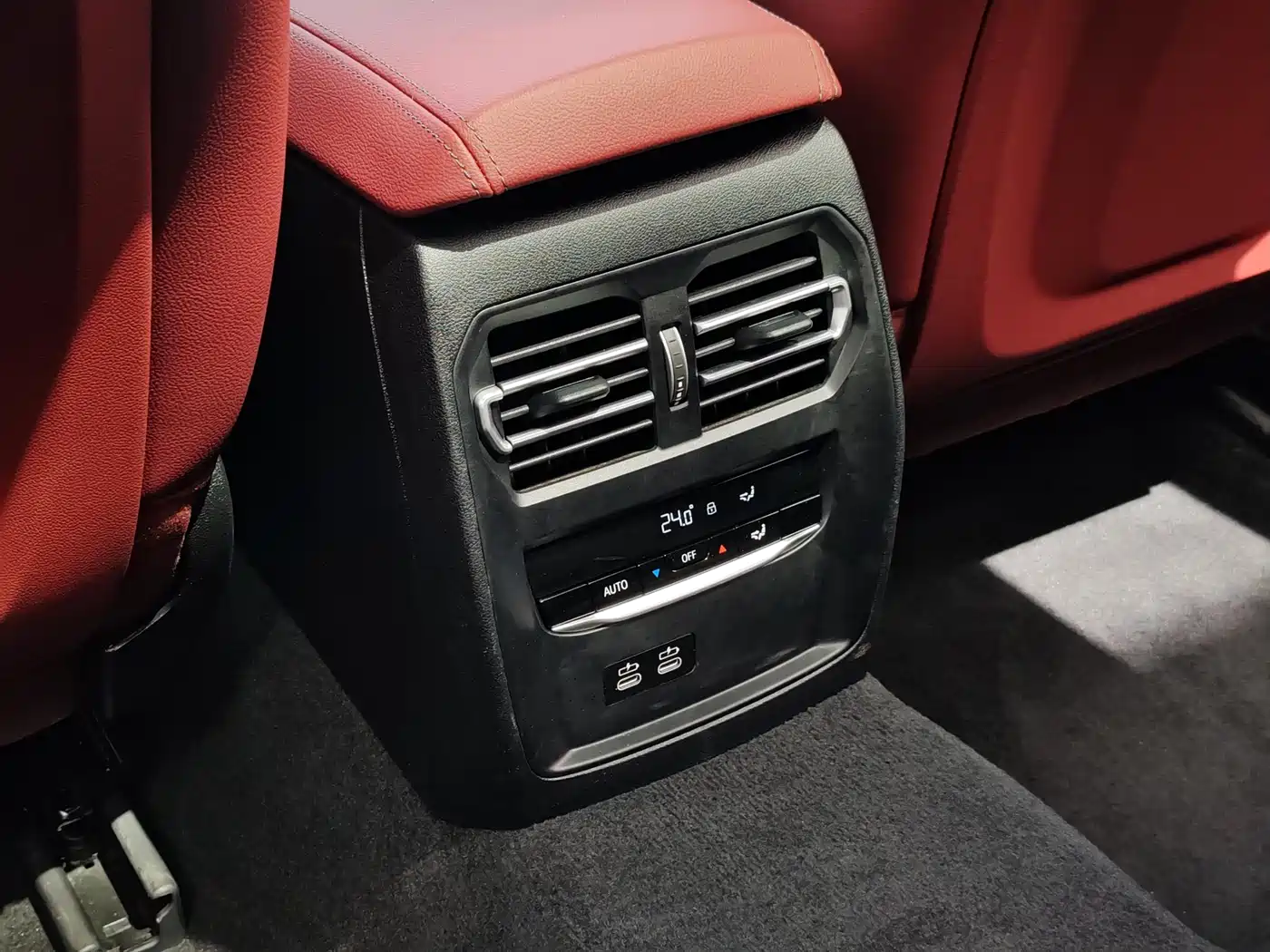 BMW 3 Series 2024 325Li M Sport Package фото 15