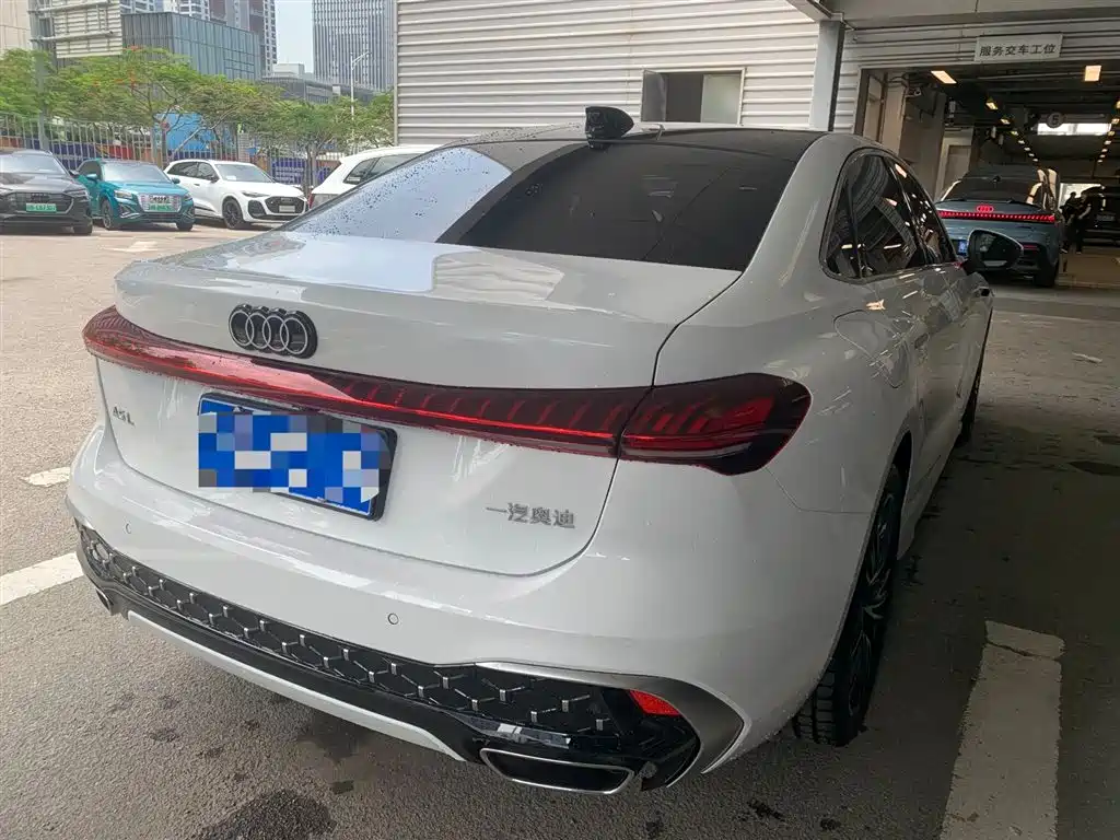 Audi A5L 2025 2.0T Navigation Edition фото 4