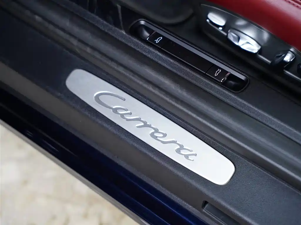 Porsche 911 2016 Carrera 3.0T фото 33
