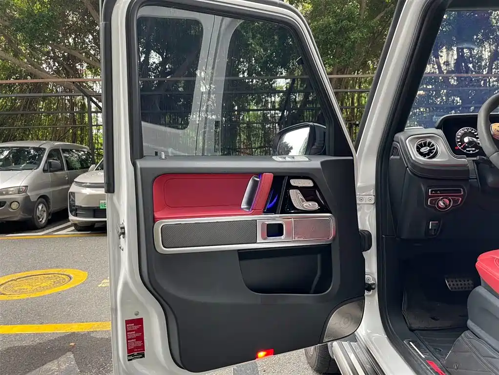 Mercedes-Benz G-Class AMG 2022 AMG G 63 фото 5