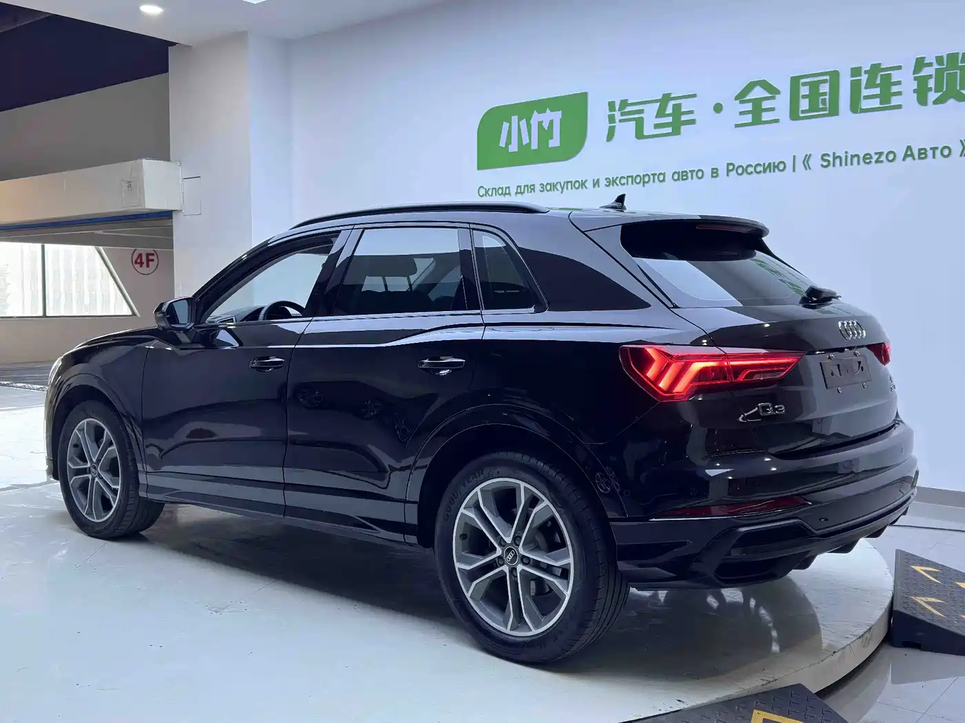 Audi Q3 2023 35 TFSI Fashion Dynamic (1.4T) фото 4