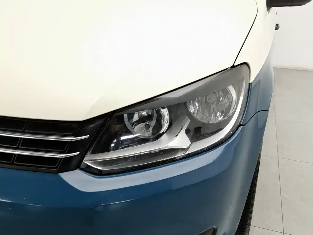 Volkswagen Touran 2014 2015 1.4T Manual Trend Edition 5-seater