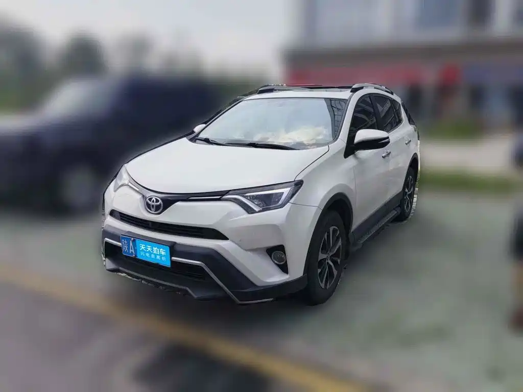 Фото 1 - Toyota RAV4 Rongfang