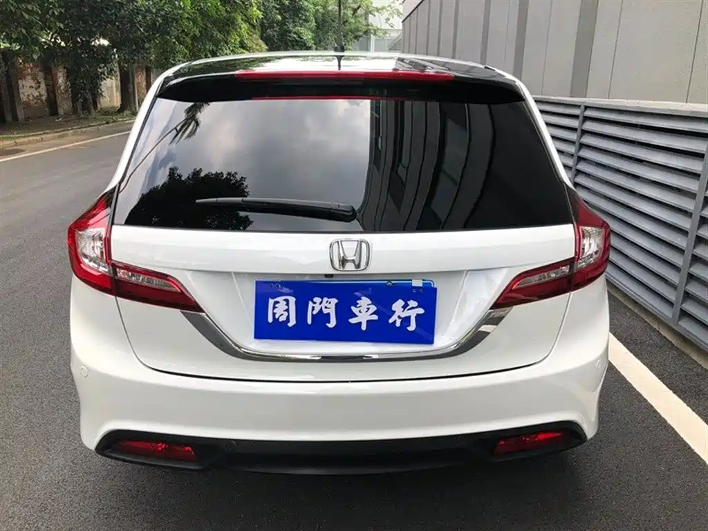 Honda Jade 2014 1.8L Automatic Comfort Elite 5-seater фото 14