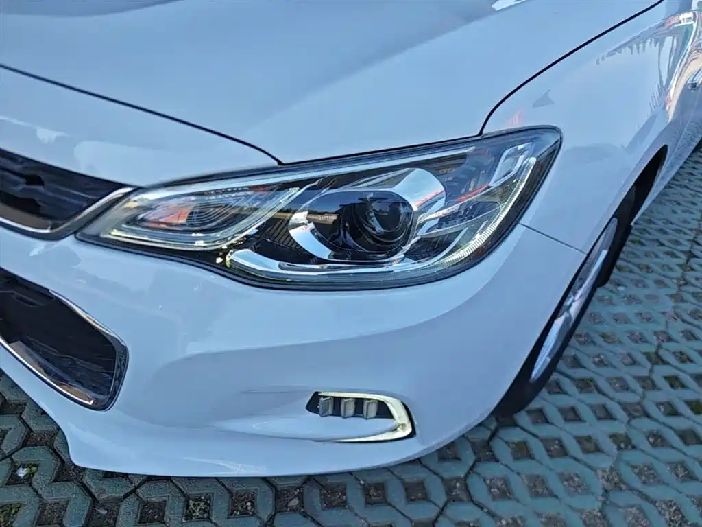 Chevrolet Cavalier 2019 320 Automatic Joy Edition фото 24