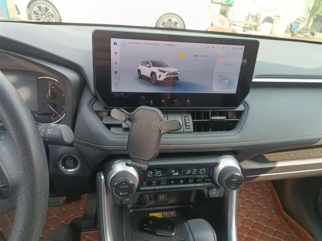 Toyota RAV4 Rongfang 2023 2.0L CVT 4WD Adventure Edition фото 10
