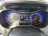 Фото 12 - Geely Vision
