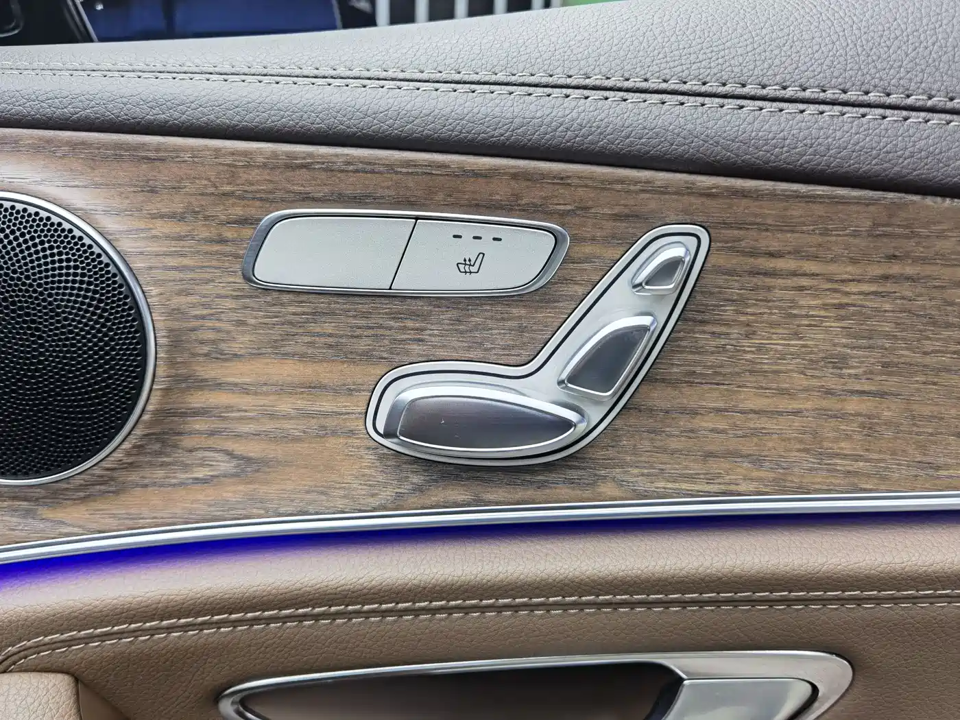 Mercedes-Benz E-Class 2018 E 200 L 4MATIC фото 16
