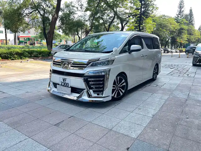  Toyota Vellfire